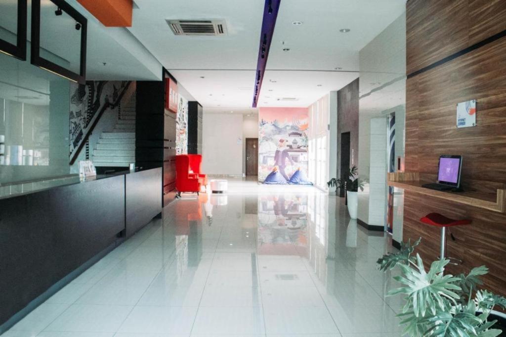 Fox Lite Hotel Metro Indah - Bandung Buitenkant foto