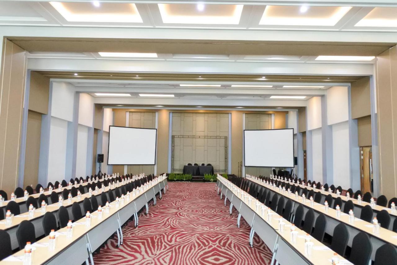Fox Lite Hotel Metro Indah - Bandung Buitenkant foto